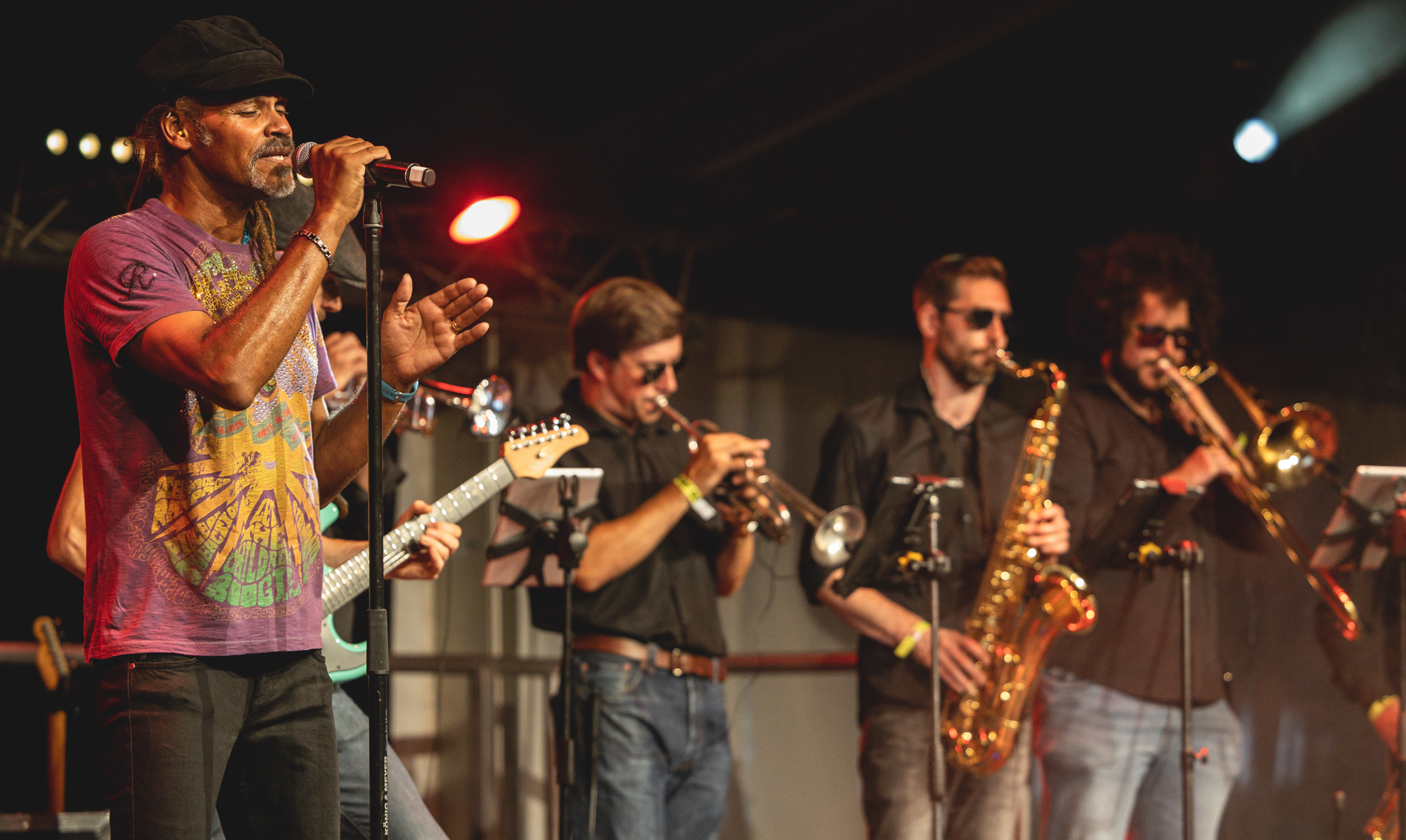 Groove Cartel Cambridgshire funk & soul party band DG Music