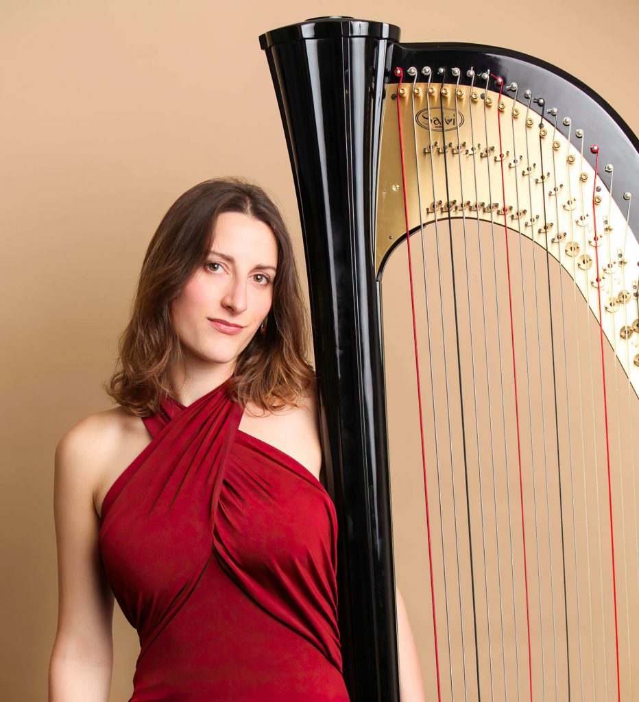Harpist Cecily - London Harpist